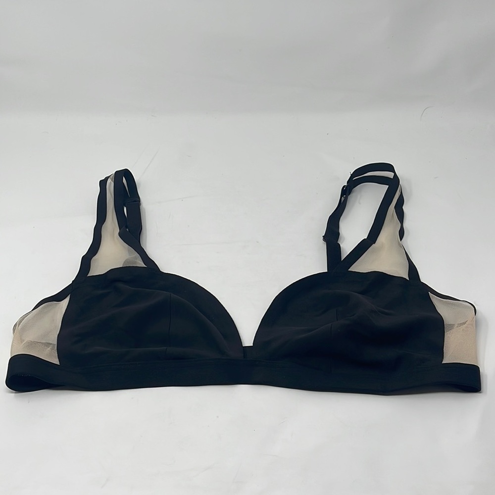 Victoria’s Secret extra large bra